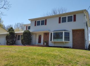 41 Millay Rd, Morganville, NJ 07751