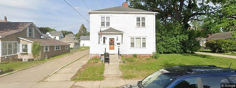 1st image of 415 S Cedar Ave #3