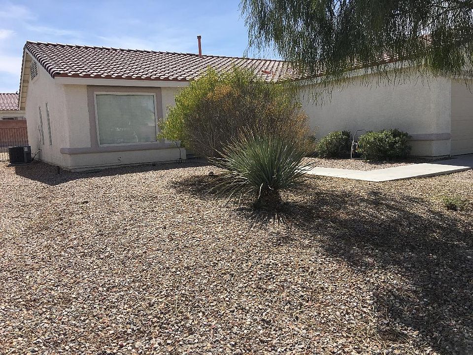 1st image of 3209 Honeysuckle Ave