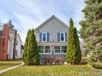 727 Emerald Ave NE, Grand Rapids, MI, 49503