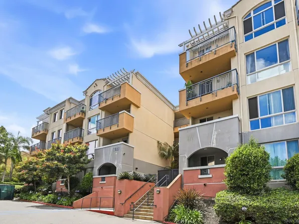 3887 Pell Pl Unit 221, San Diego, CA 92130