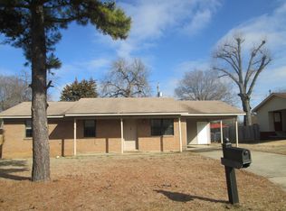 26 Robbye Ln, Searcy, AR 72143