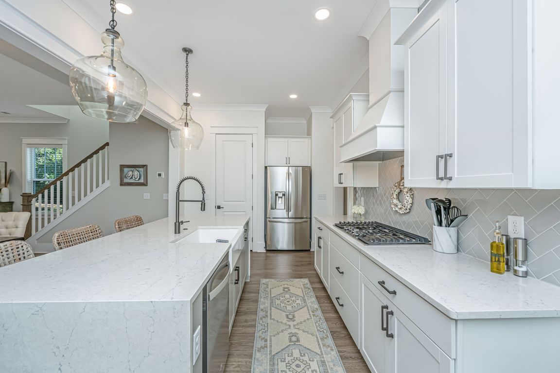 next background image