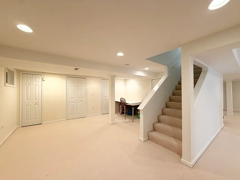 1936 Cobblebrook Ln — Photo 35