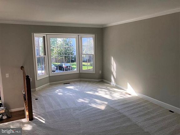 3rd image of 15504 Travailer Ct