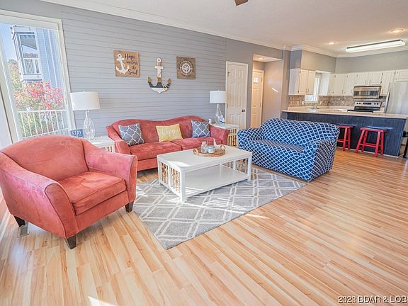 2nd image of 1555 Buckingham Dr Unit 5