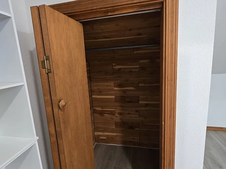 Hanging cedar closet
