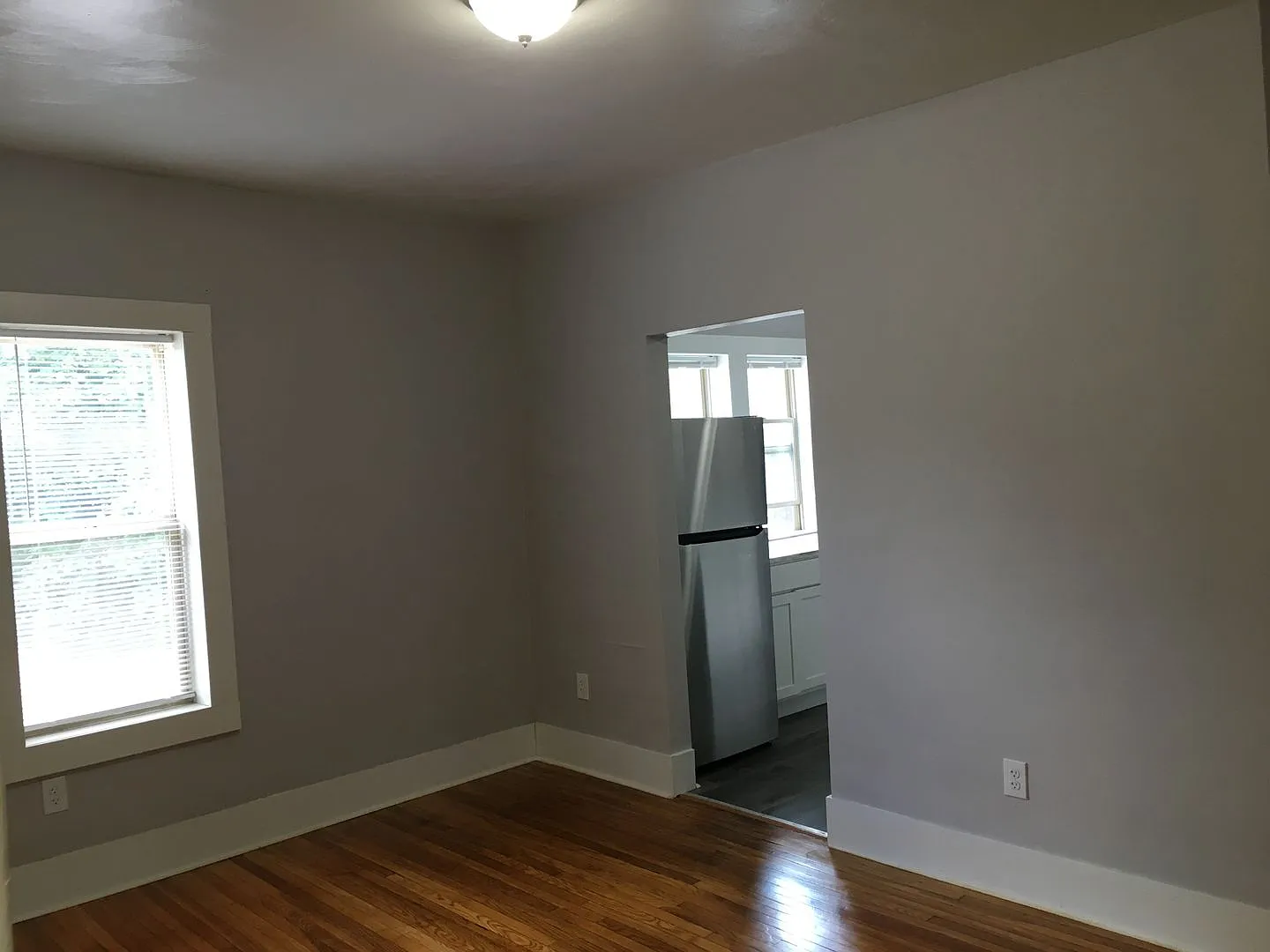16-18 Packard Ave SE — Photo 3