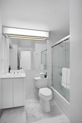 Rented by R New York | media 5