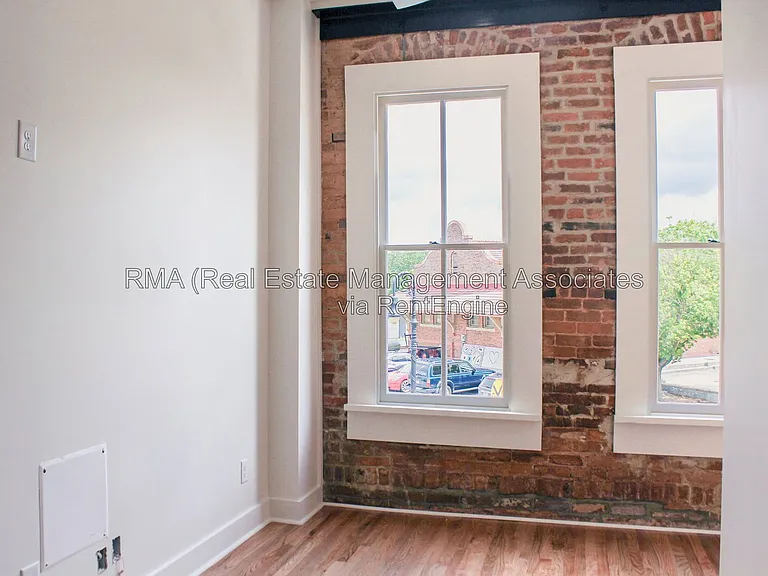 4 Zebulon St #2A — Photo 3