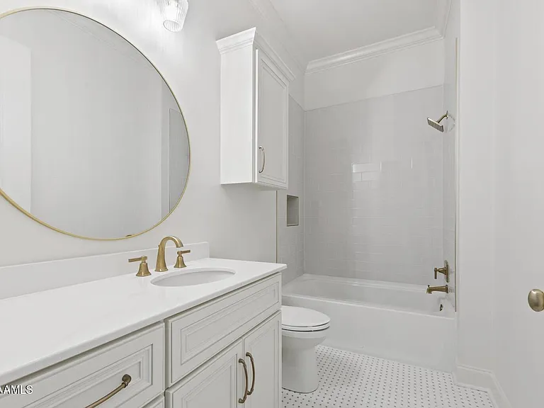 200 Prescott Blvd #303 — Photo 9