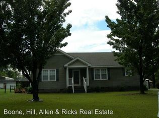 1433 Rock Creek Dr, Rocky Mount, NC 27804