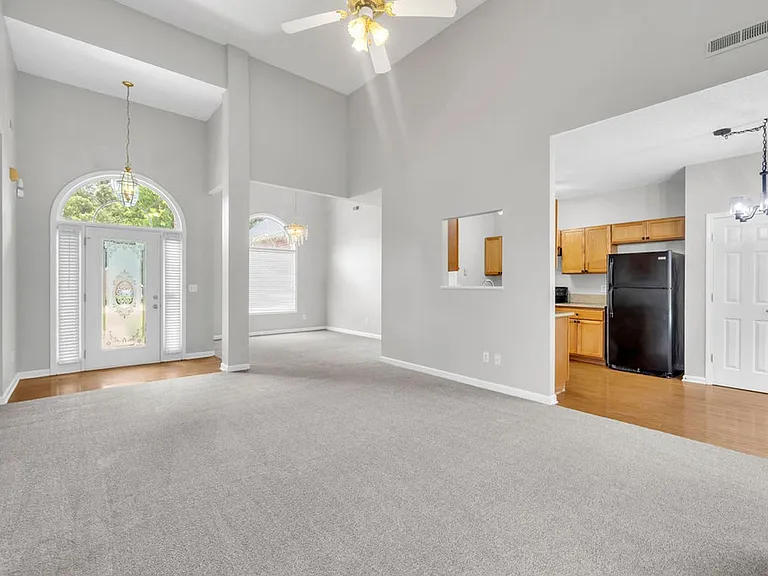 6549 Wellesley Dr — Photo 8