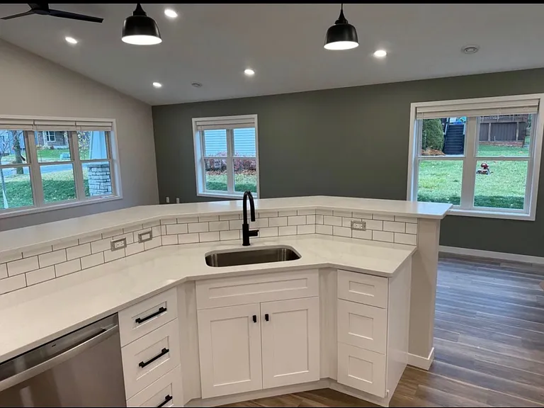 1503 Overlook Dr SE — Photo 6
