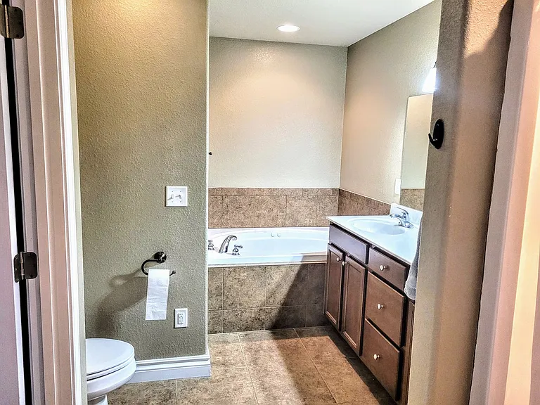 15799 Tundra St — Photo 3