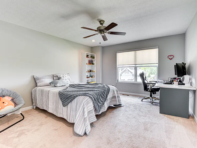 5589 Landgate Dr — Photo 30