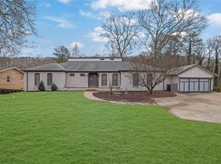 9785 La View Cir, Roswell, GA 30075