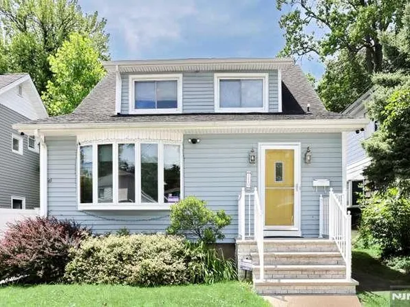 119 McKinley Ave, Dumont, NJ 07628