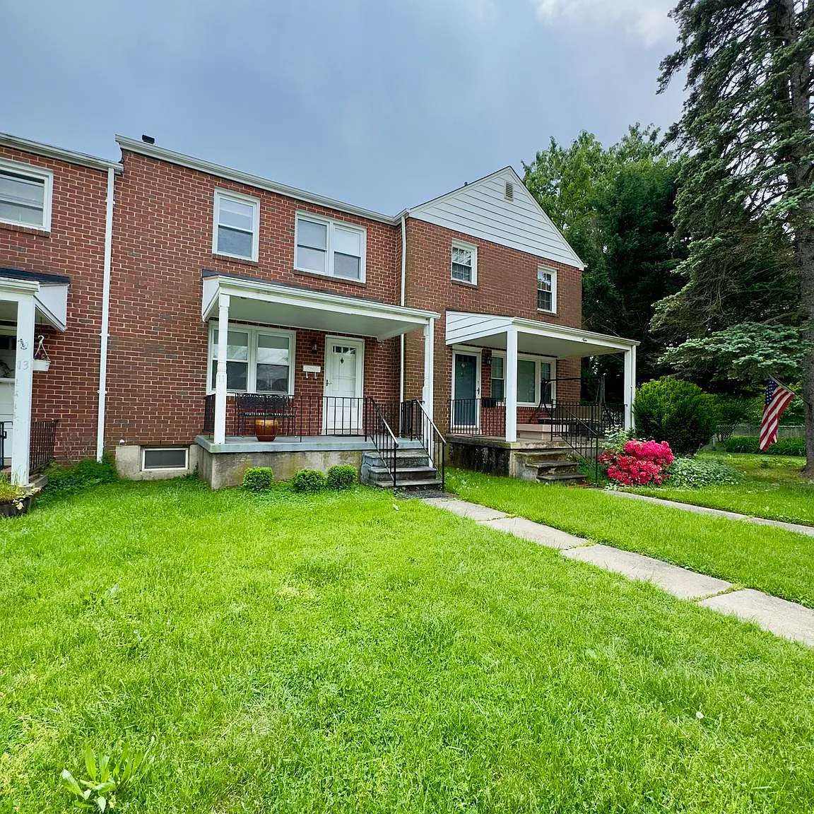 3 bed, 1.5 bath, 1520 sqft, $2,495 — Photo 1