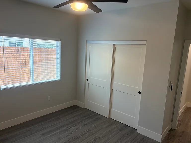 938 D St — Photo 15
