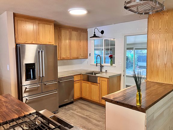 4th image of 6624 Woodward Dr