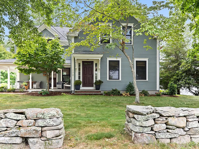 173 Center St — Photo 34