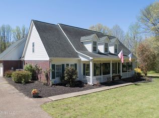 997 Golden Pond Cir, Coldwater, MS 38618