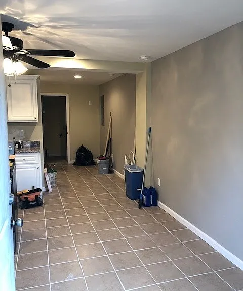 41 Melrose Dr — Photo 2