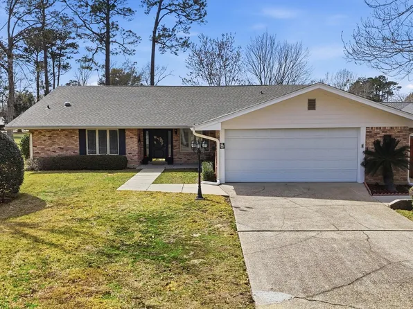 7922 Lanai Pl, Diamondhead, MS 39525