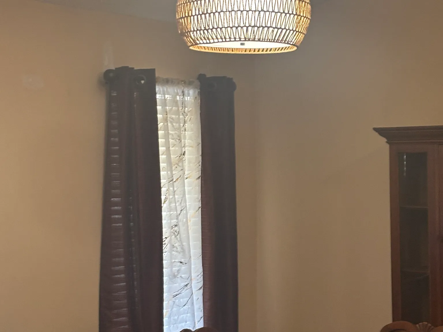 3 bed, 1906 sqft, $4,200 — Photo 4