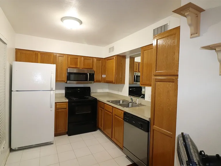 9817 Walnut St #103 — Photo 9