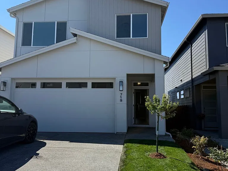 719 NW 174th St — Photo 3