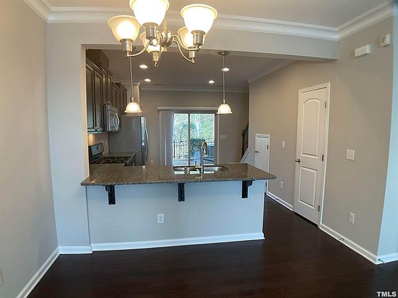 2nd image of 236 Mount Evans Dr