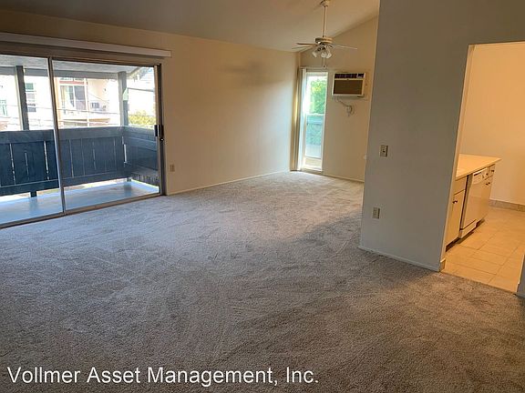 5th image of 1851 Trinity Ave APT 206