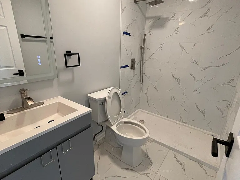 2335 Hamilton Pl — Photo 8