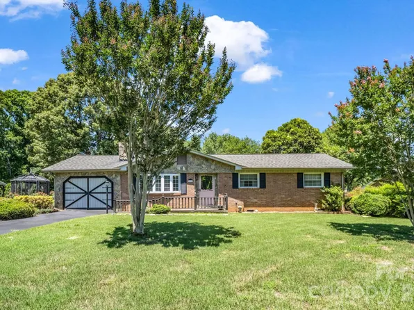 2302 Crosby Dr, Shelby, NC 28150