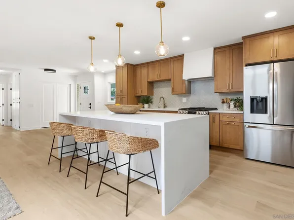 11911 Lomica Dr, San Diego, CA 92128