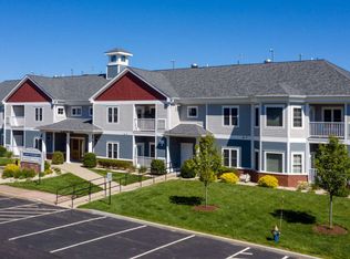 34 Capone Rd #34CP-107, Foxboro, MA 02035