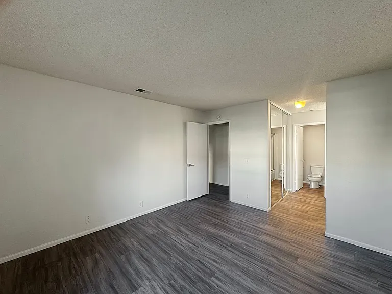 10710 Aderman Ave #43 — Photo 10