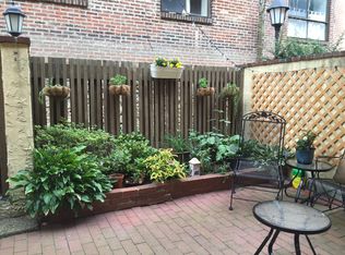 1110 Lombard St APT 21, Philadelphia, PA 19147