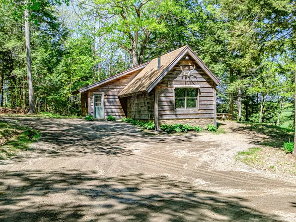 543 B Middle Road, Dresden, ME 04342