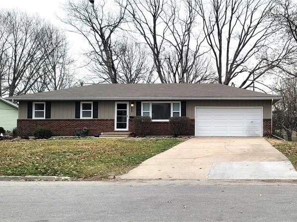 1317 S Elm St, Ottawa, KS 66067