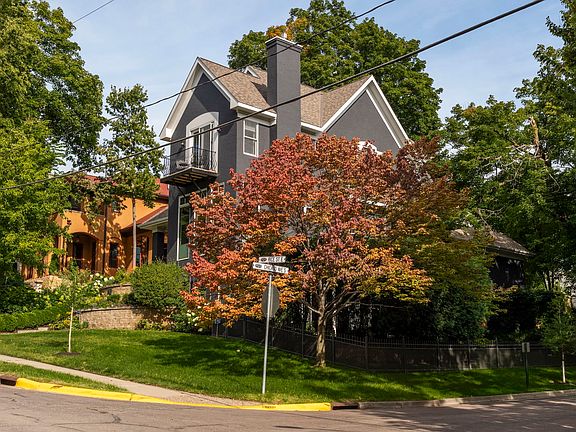 Charming corner lot just a few blocks from downtown Wayzata