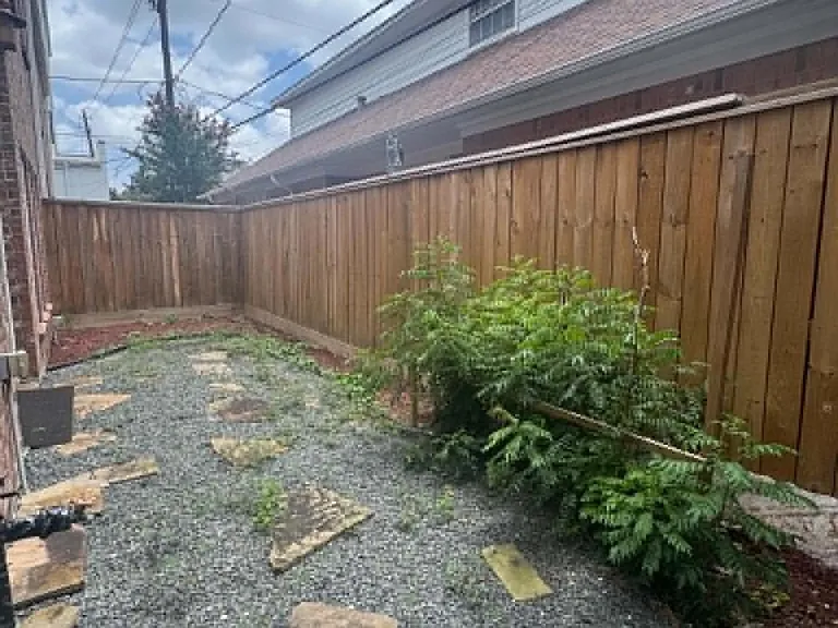 2413 Potomac Dr #D — Photo 14