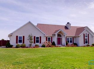 2639 Morrison Rd, Fremont, OH 43420