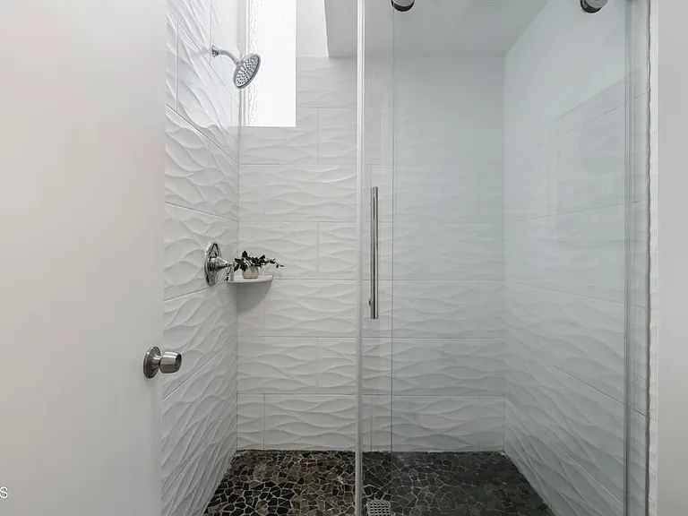 579 Acacia St — Photo 21