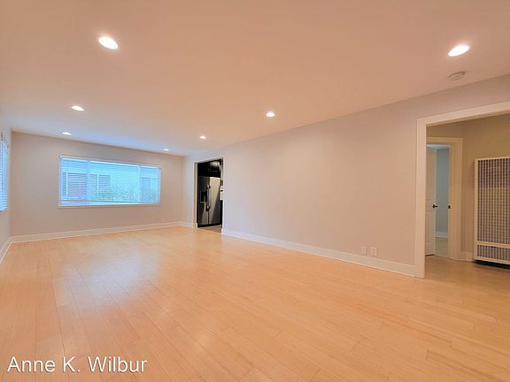 3rd image of 3079 Emerson St #3079