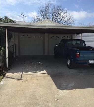 5th image of 5800 Isbell St
