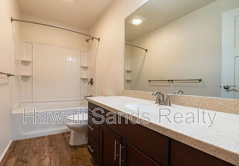 801 Kakala St #304 — Photo 19