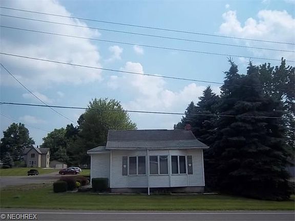 2nd image of 9408 Easton St